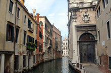 Load image into Gallery viewer, Doors of Italy 4 - Photo print cards