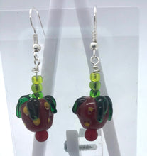 Load image into Gallery viewer, Strawberries - Lampwork Glass Bead Earrings
