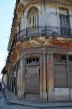 Load image into Gallery viewer, Doors of Cuba - Photo Print Cards 2
