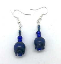 Load image into Gallery viewer, Blueberry - Lampwork Glass Bead Earrings
