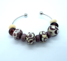 Load image into Gallery viewer, Ivory and Purple Lampwork Bead Bracelet

